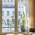 Marone Lägenhetshotell